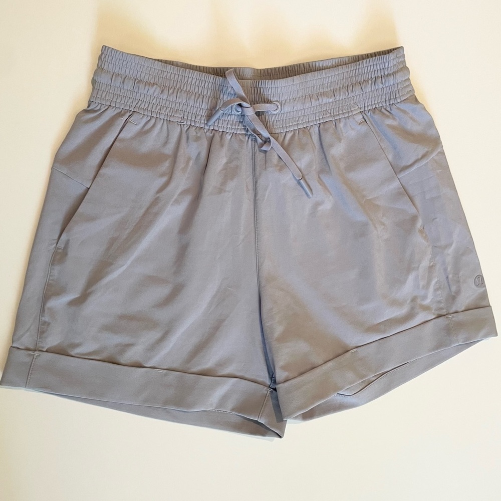 Lululemon athletica Shorts Brand New without Tags